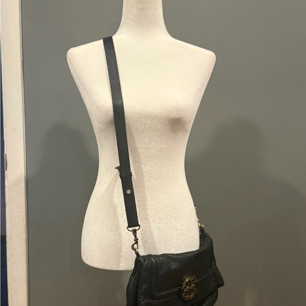 *PRE-OWNED* Tory Burch Amanda Foldover Crossbody Bag - Picture 9 of 11